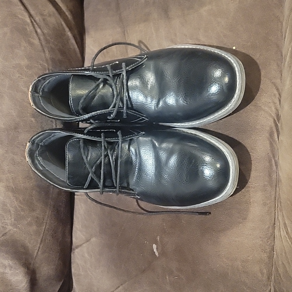 Sonoma Bayport Men's shoes size 9.5